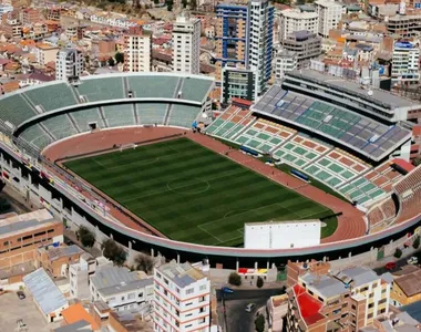 Estádio Hernando Siles recebe The Strongest x Bahia na noite desta terça-feira (18)