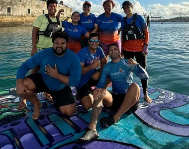 Outono não afeta a prática da canoagem na Baía de Todos os Santos