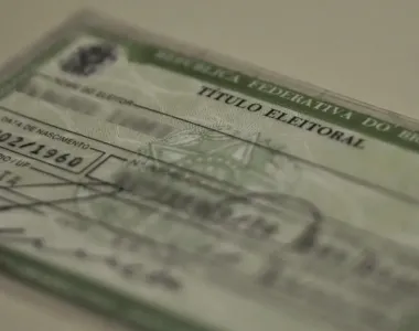Mais de 5 milhões de pessoas precisam regularizar título de eleitor