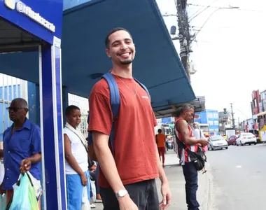 Danilo Melo cria conteúdo sobre a rotina do trabalhador CLT