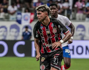 Felipe Cardoso é o novo reforço do Vitória