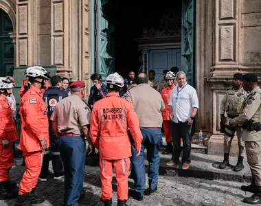 Corpo de Bombeiros foi acionado para realizar o resgate