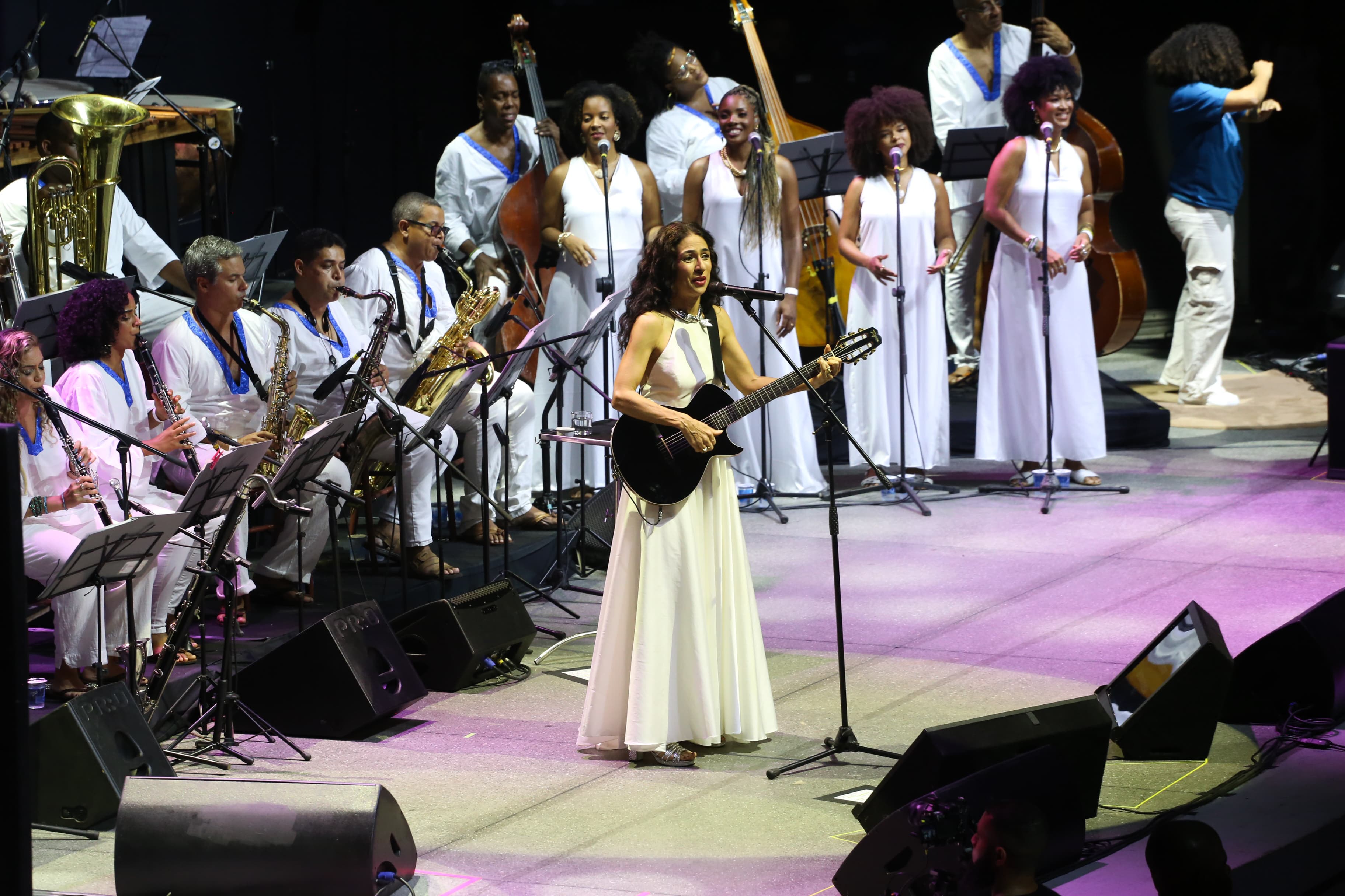 Show de Marisa Monte e Orquestra Afrosinfônica emociona público na ...