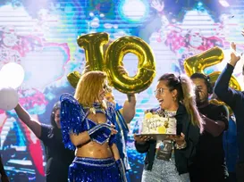 Assista: Joelma tem surpresa em cima do palco na cidade de Serrinha - Imagem
