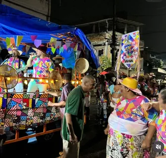 Imagem ilustrativa da imagem MUCUM'G celebra 25 anos com desfile de Samba Junino no Garcia