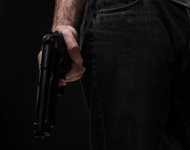 O crime teria relação com uma suposta dívida que Júnior teria com um agiota
