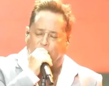 Leonardo durante show em Campina Grande, Paraíba