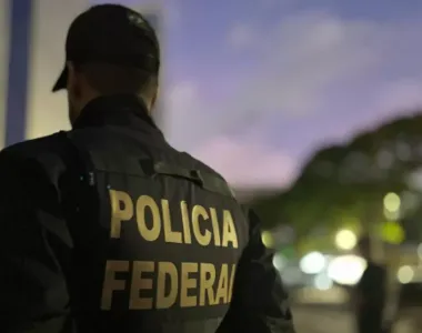 Agentes vasculharam escritórios de advocacia