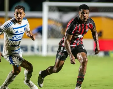 Jamerson sofreu grave lesão no tornozelo direito