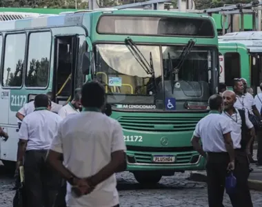 Ônibus devem parar de rodar a partir desta quinta-feira (29)
