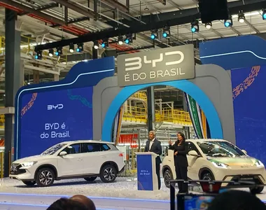Primeira fábrica nacional da BYD foi inaugurada na Bahia