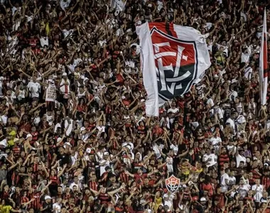 Torcida do Vitória espera bons reforços no meio do ano