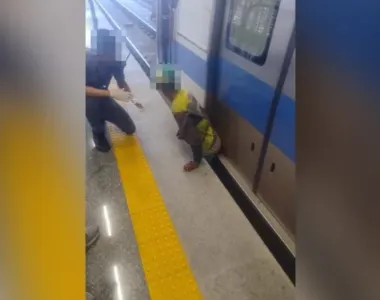 Homem foi retirado do local desacordado