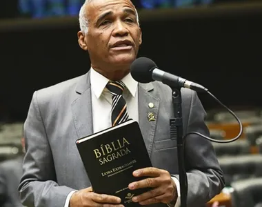 Pastor Sargento Isidório (Avante)