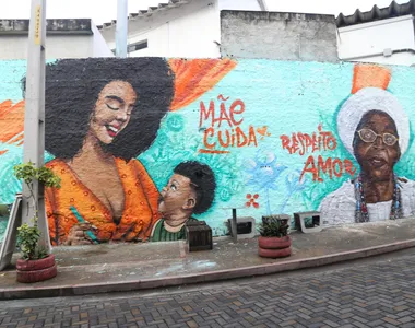 Muro pintado pelos artistas