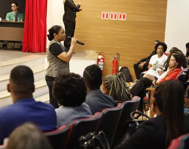 Debate sobre letalidade policial teve protesto