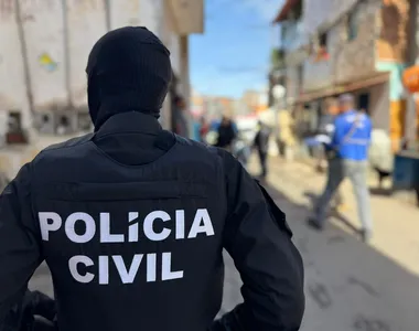 Um suspeito foi morto e outros quatro jogados no xilindró