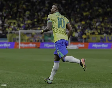Vini Jr. comemora gol da classificação do Brasil