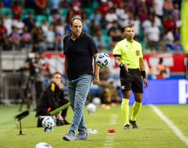 Rogério Ceni está no Bahia há um ano e 10 meses