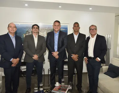 Luciano Neves, diretor de Relações Institucionais, João de Mello Leitão, presidente do Grupo A TARDE; Pablo Barrozo, Seagri; André Cavacalnti, Seagri; Eduardo Dute, diretor da Rádio A TARDE FM