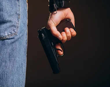 Jovens se desesperaram ao ouvirem os disparos