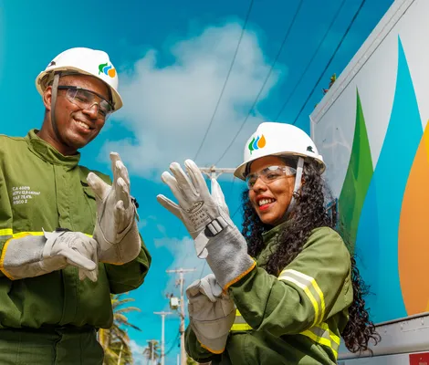 Imagem ilustrativa da imagem Pisca-pisca garantido! Coelba faz 'intensivão' para um Natal iluminado