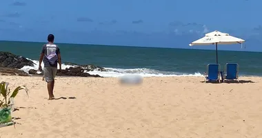 Imagem ilustrativa da imagem Vídeo: homem morre afogado na Praia da Paciência em Salvador