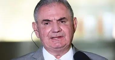 Imagem ilustrativa da imagem “Não aceito outro cargo”, dispara Angelo Coronel sobre vaga no Senado