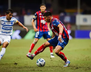 Bahia começou na frente, mas viu Cruzeiro sair com os 3 pontos