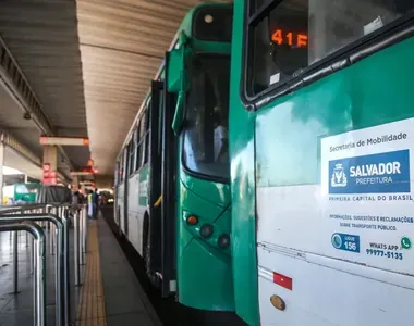 Lula pede tarifa zero nos ônibus públicos