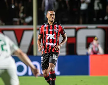 Lucas Braga pode estar de saída do Vitória