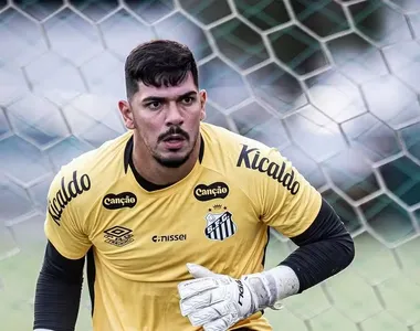 João Paulo em treino do Santos
