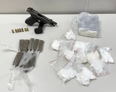 Material apreendido na ação da Rondesp Atlântico