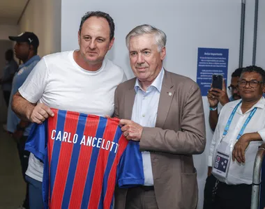 Técnicos Rogério Ceni e Carlo Ancelotti