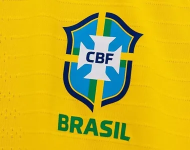 Dois jogadores de cada equipe foram convocados