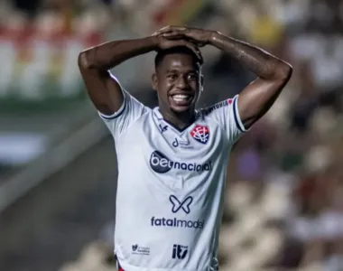 Dudu, volante do Vitória emprestado à Ponte Preta