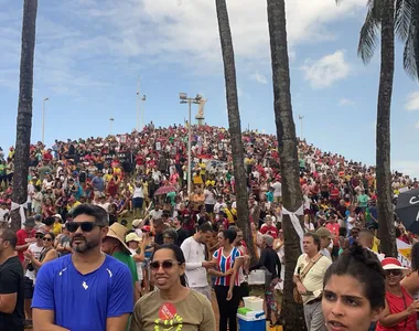 Manifestação reuniu diversas pessoas na Barra