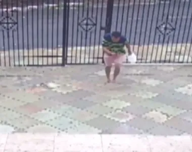 Homem entrou no prédio com um galão de gasolina