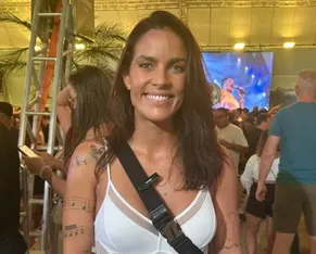Ju Moraes fica na bronca e cobra mudança após trio ter horário trocado - Imagem