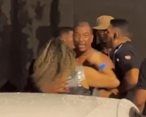 Vídeo: Homem cai na porrada após suposto furto de celular na Barra - Imagem