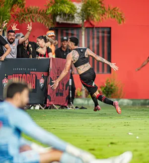 Imagem ilustrativa da imagem Autor do gol da salvação, Baralhas ficou perto de jogar no Ceará