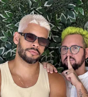 Imagem ilustrativa da imagem Ator baiano surge com novo visual para as festas de fim de ano