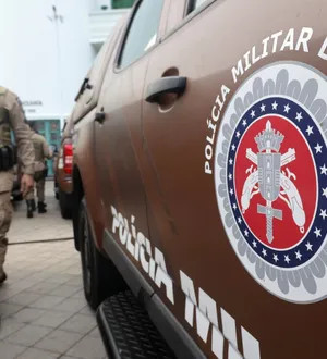 Imagem ilustrativa da imagem Homem é preso ao colocar fogo em companheira e enteada na Bahia