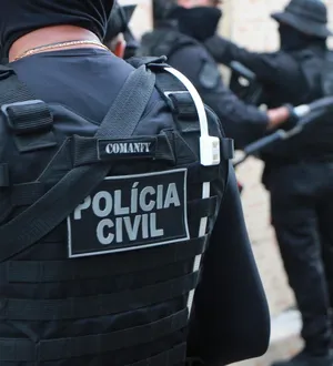 Imagem ilustrativa da imagem Homem leva bala fatal após sair de sambinha em Salvador