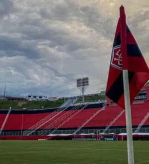 Imagem ilustrativa da imagem Jogador que trocou Bahia pelo Vitória ganha documentário; saiba quem