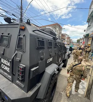 Imagem ilustrativa da imagem Sangue de jovens em São Caetano faz polícia encurralar traficantes