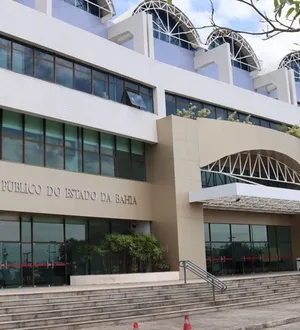 Imagem ilustrativa da imagem Moradores da Gamboa denunciam violência policial ao MPBA