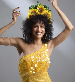 Imagem ilustrativa da imagem Simone Moreno lança EP com releituras de seus sucessos em samba-reggae