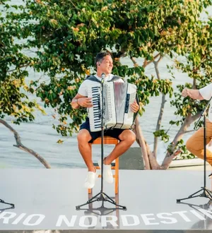 Imagem ilustrativa da imagem Targino Gondim grava audiovisual com Flávio José e Santanna