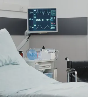 Imagem ilustrativa da imagem Técnicos de enfermagem são acusados de mandar pacientes para a vala